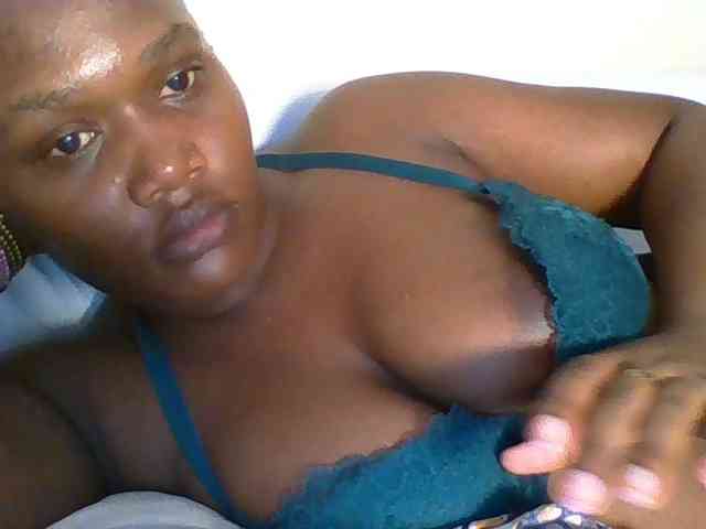 Ebonywaffle webcam