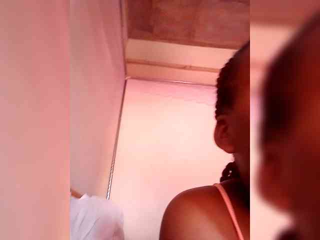 Ebonywaffle webcam
