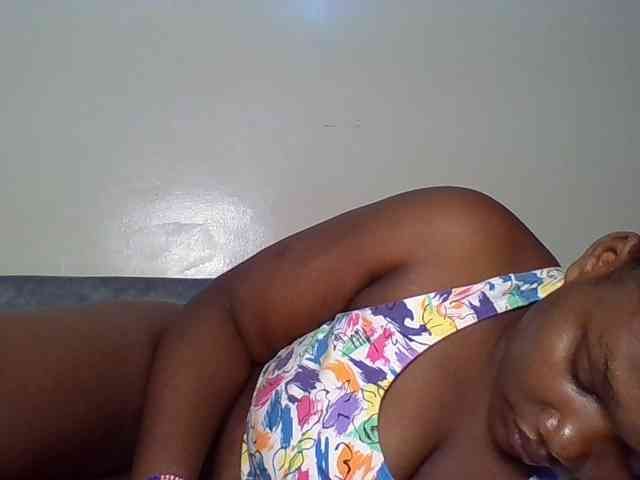 Ebonywaffle webcam