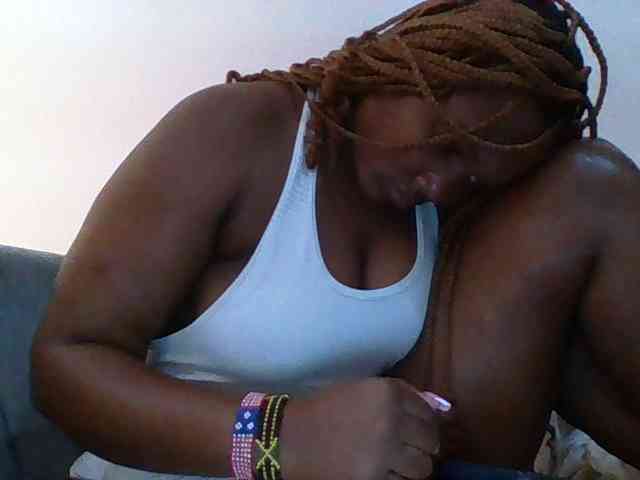 Ebonywaffle webcam