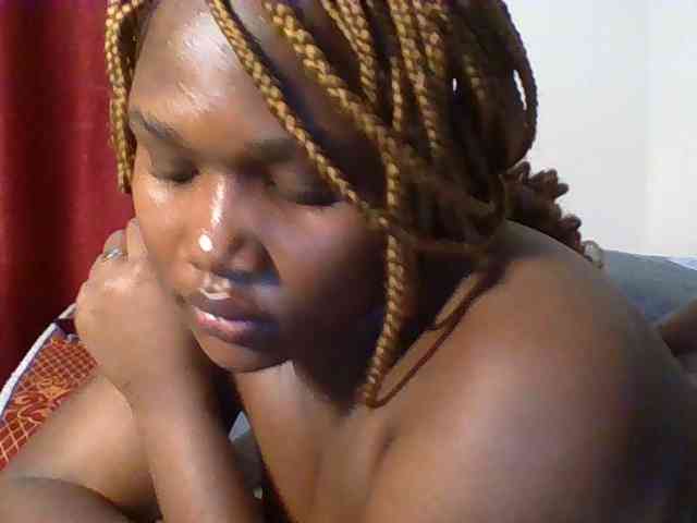 Ebonywaffle webcam