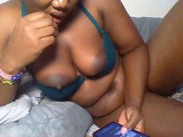 Ebonywaffle webcam