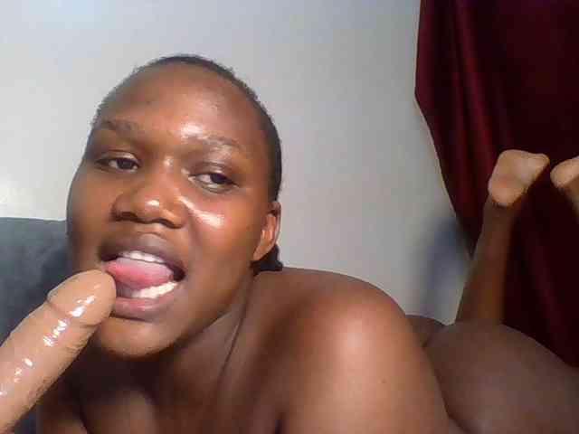 Ebonywaffle webcam