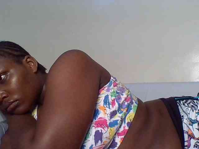 Ebonywaffle webcam
