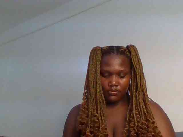 Ebonywaffle webcam