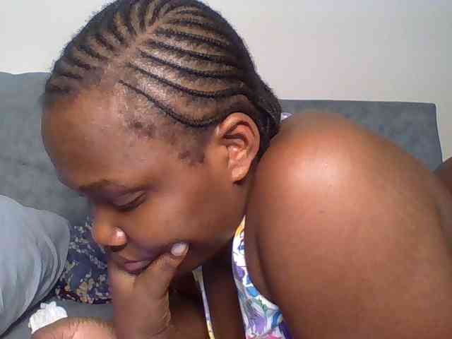 Ebonywaffle webcam