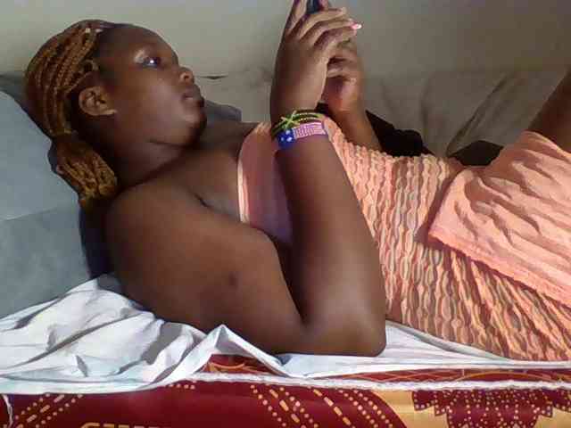 Ebonywaffle webcam