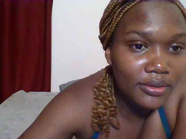 Ebonywaffle webcam