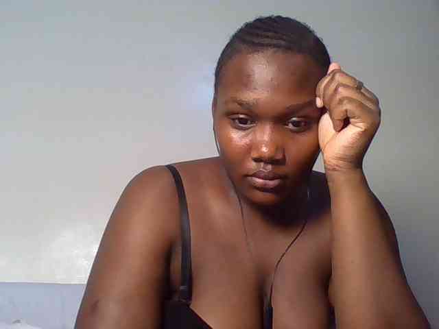 Ebonywaffle webcam