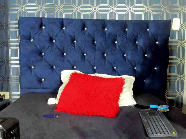 Yuliana-Demon webcam