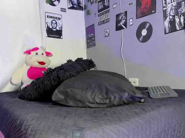 Yuliana-Demon Yuliana-Demon