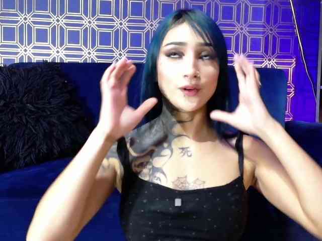 Yuliana-Demon webcam