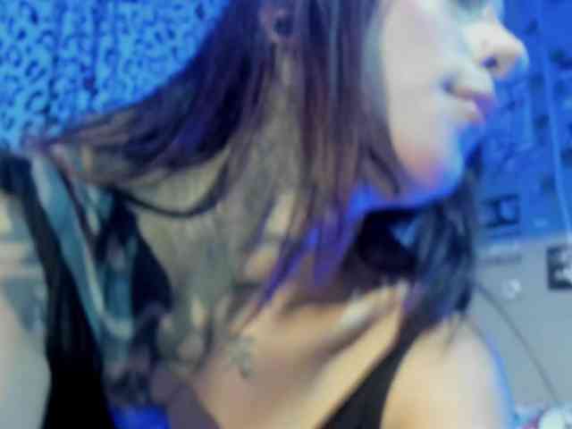 Yuliana-Demon webcam