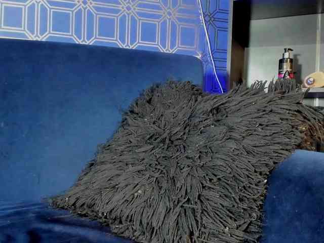 Yuliana-Demon webcam