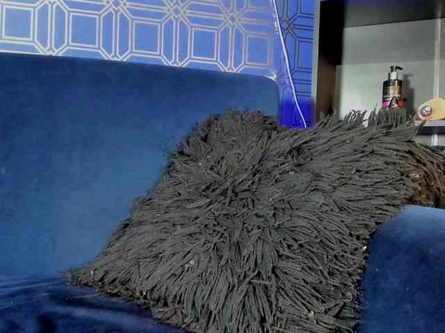 Yuliana-Demon webcam