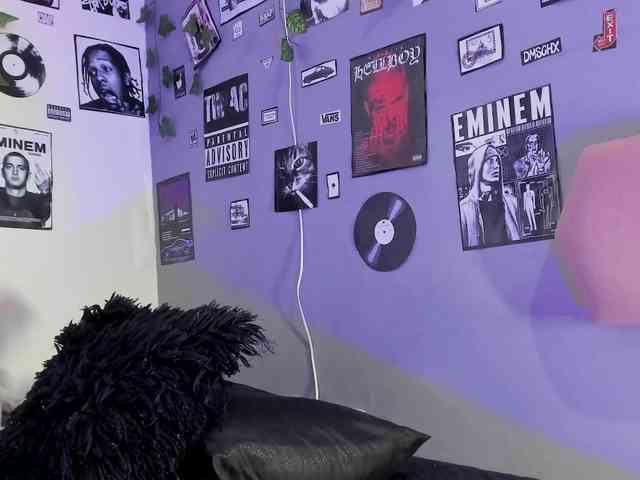 Yuliana-Demon Yuliana-Demon