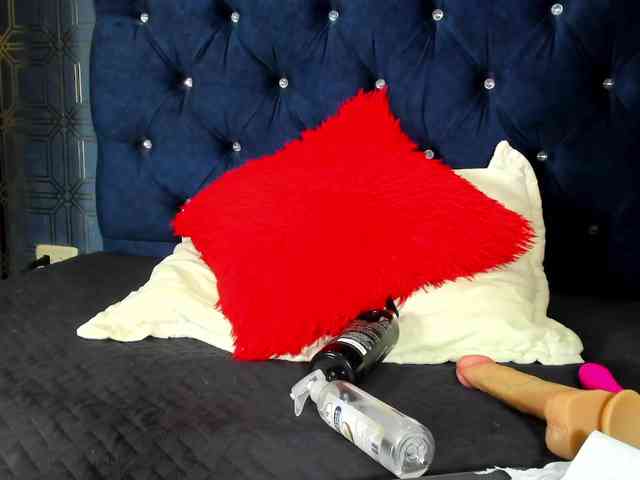 Yuliana-Demon webcam