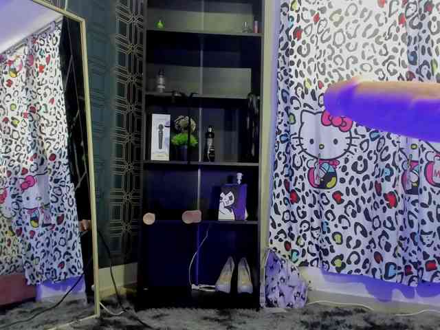 Yuliana-Demon webcam