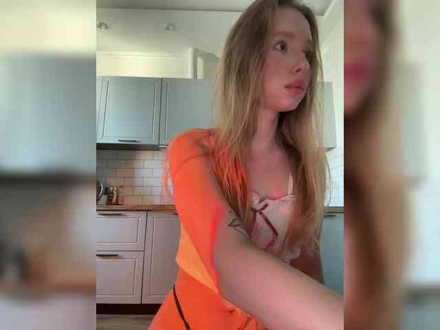 cute-molly webcam