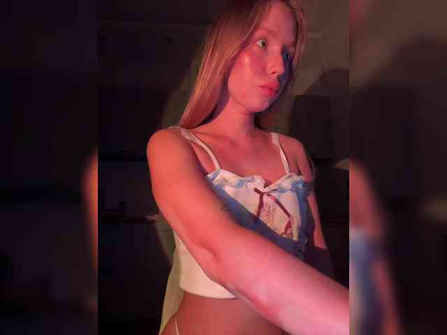 cute-molly webcam