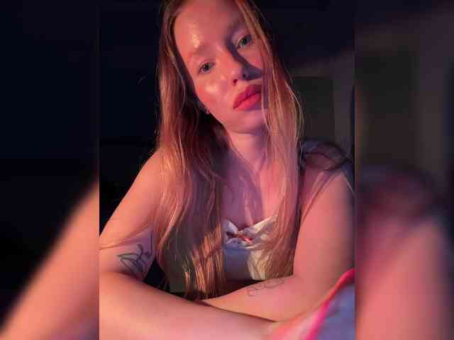 cute-molly webcam