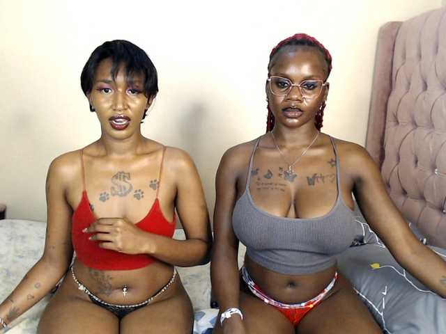 MidnightBloom Live Webcam on BongaCams