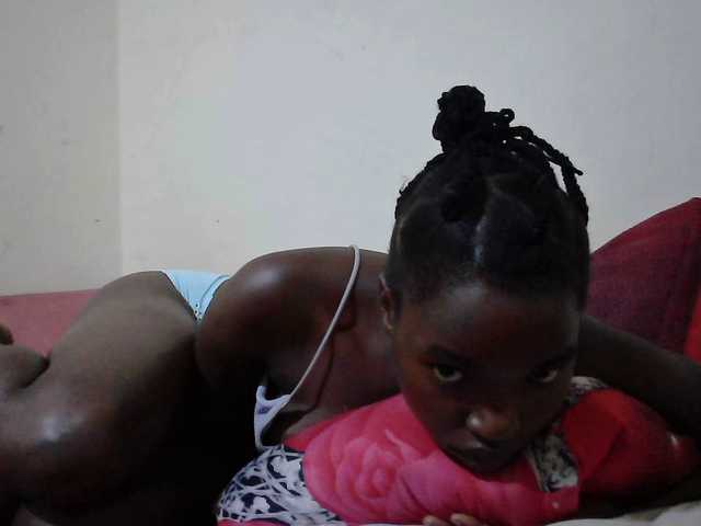 princess-scovia's BongaCams show and profile