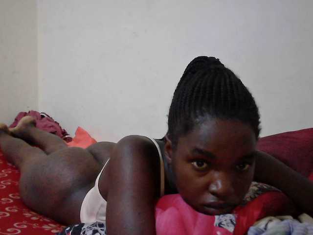 princess-scovia's BongaCams show and profile