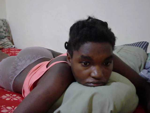 princess-scovia's BongaCams show and profile