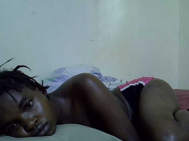 princess-scovia's BongaCams show and profile