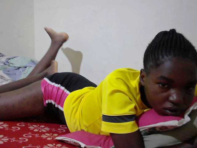 princess-scovia's BongaCams show and profile