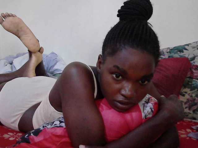 princess-scovia's BongaCams show and profile