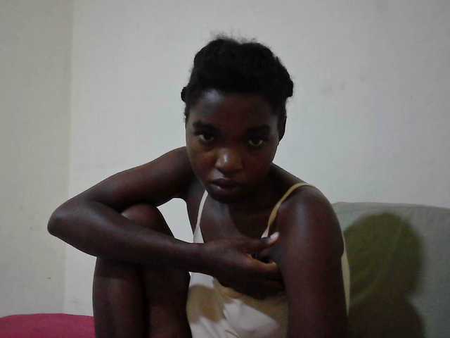 princess-scovia's BongaCams show and profile