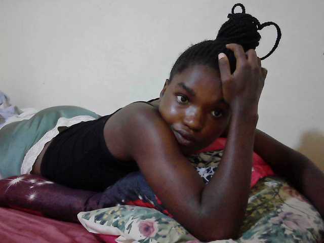 princess-scovia's BongaCams show and profile