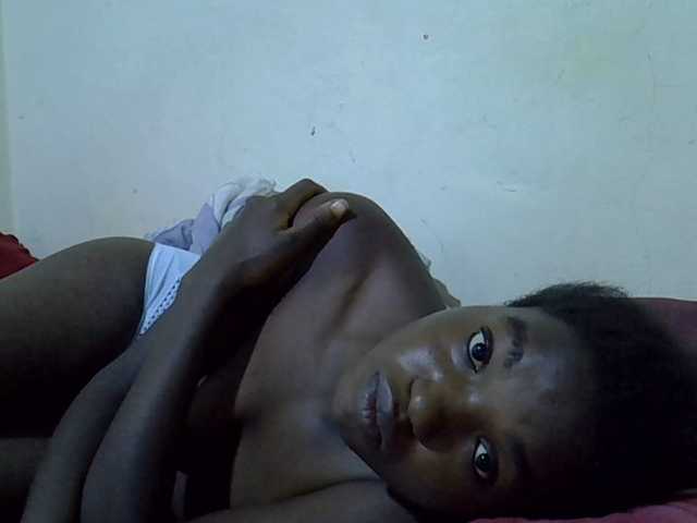 princess-scovia's BongaCams show and profile