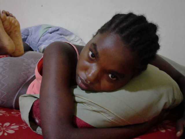 princess-scovia's BongaCams show and profile