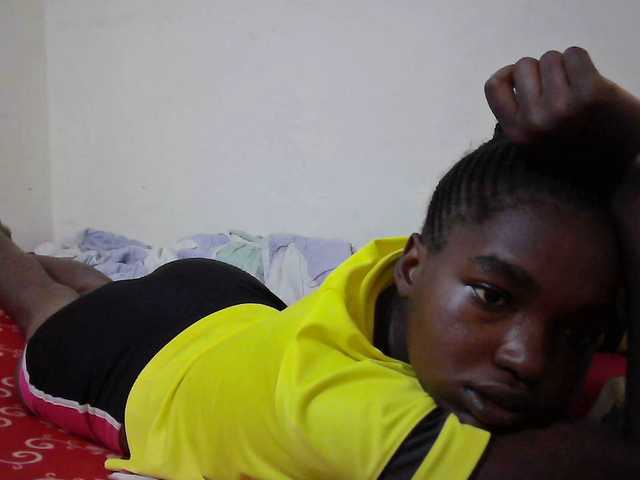 princess-scovia's BongaCams show and profile