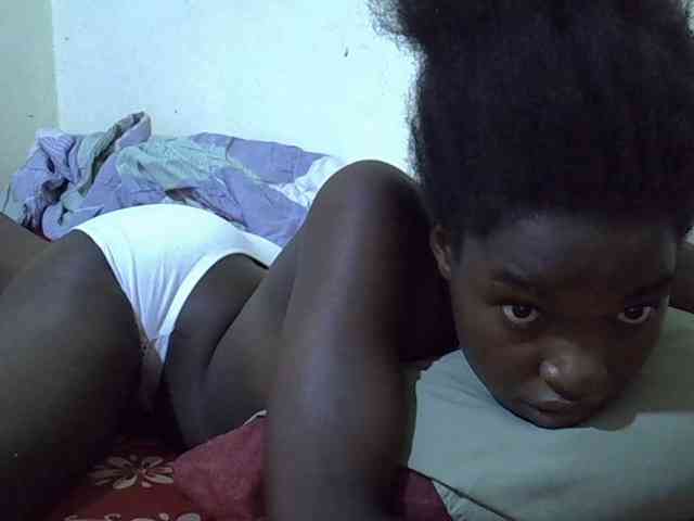 princess-scovia Live Webcam on BongaCams