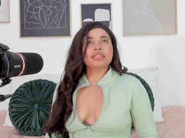 Модель: RachelRusso