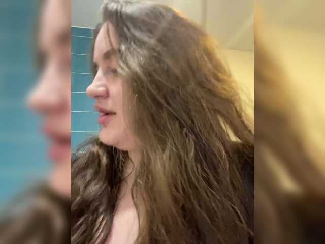 TeddyGirl's BongaCams show and profile