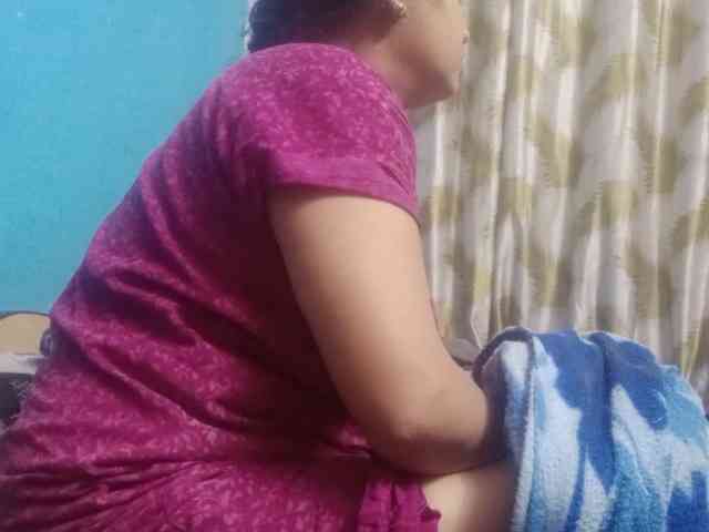 Live Sex Chat with mahamaja (@mahamaja)