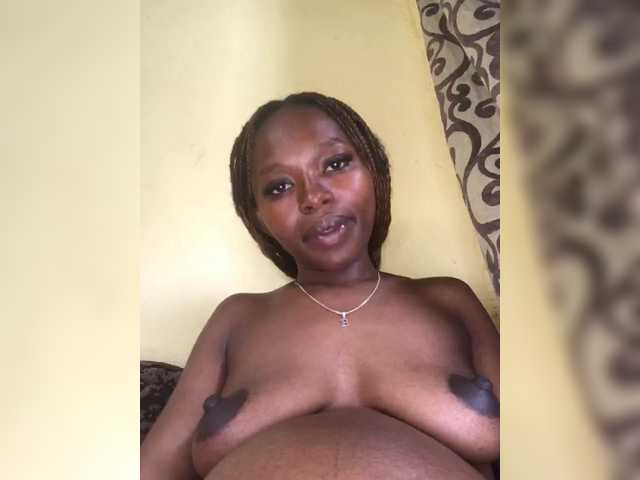 Shantybeib's BongaCams show and profile