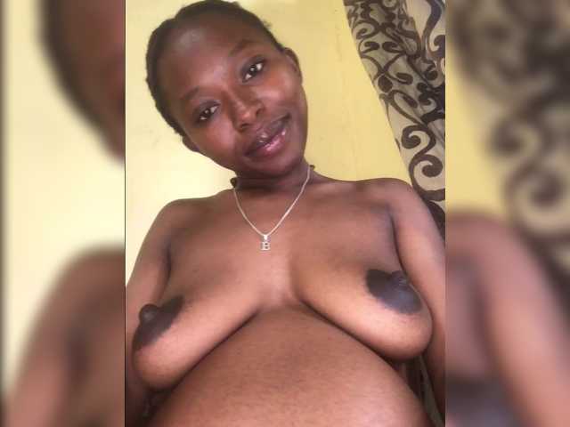 Shantybeib's BongaCams show and profile