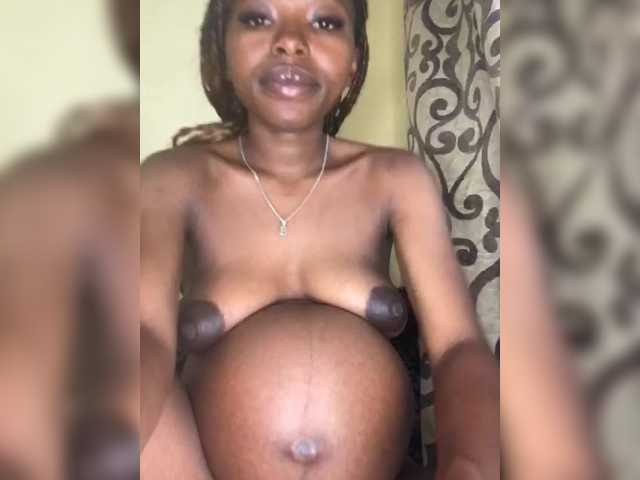 Shantybeib's BongaCams show and profile