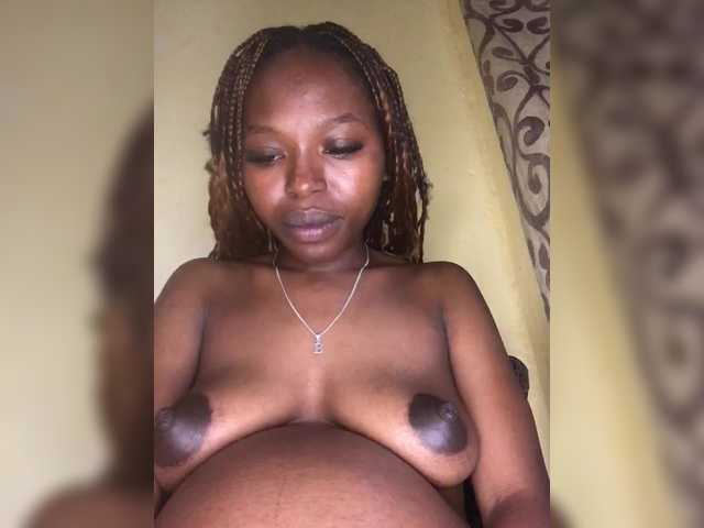 Shantybeib's BongaCams show and profile