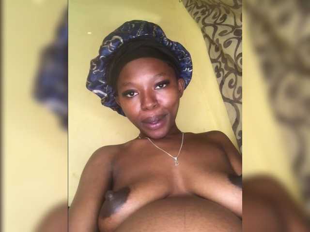 Shantybeib's BongaCams show and profile