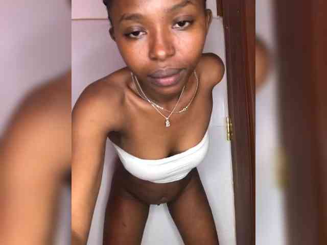 Shantybeib Live Webcam on BongaCams