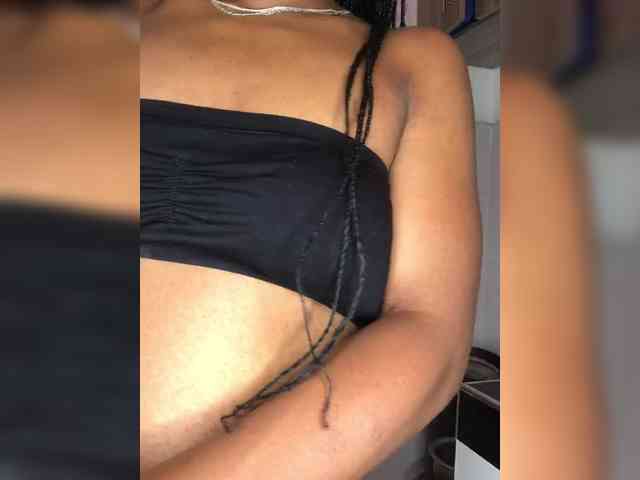 Shantybeib webcam