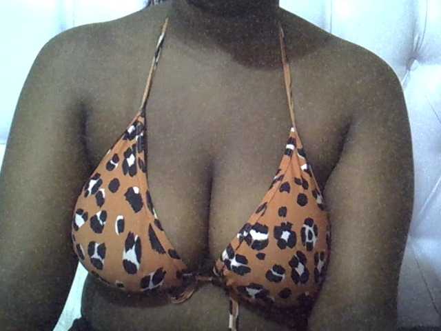 Camilapretty01 Live Cam on BongaCams