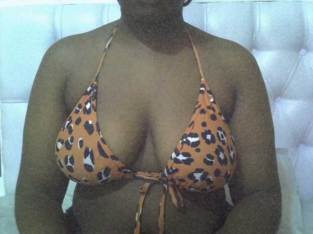 Camilapretty01's BongaCams show and profile